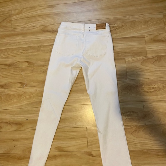 Ralph Lauren woman’s bootcut white jeans - Picture 3 of 4